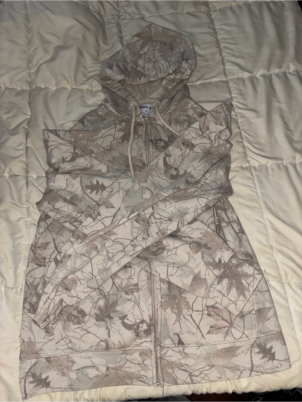 MEDIUM HOODIE BUNDLE